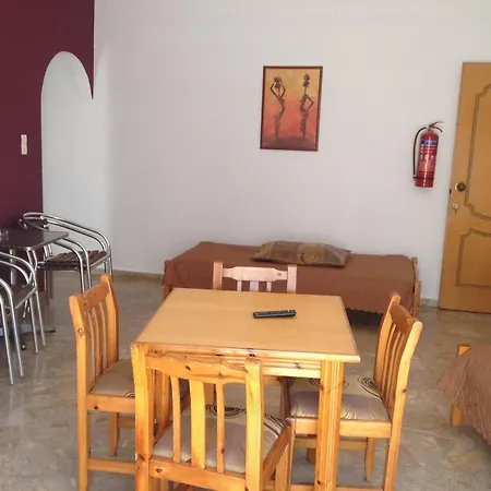 Spacious Apartment, Garden View Partial Seaview Apartment *