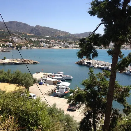 Spacious Apartment, Garden View Partial Seaview Apartment